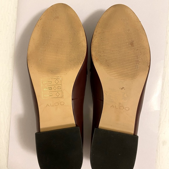 Maroon Aldo loafers size 6 - Picture 3 of 3